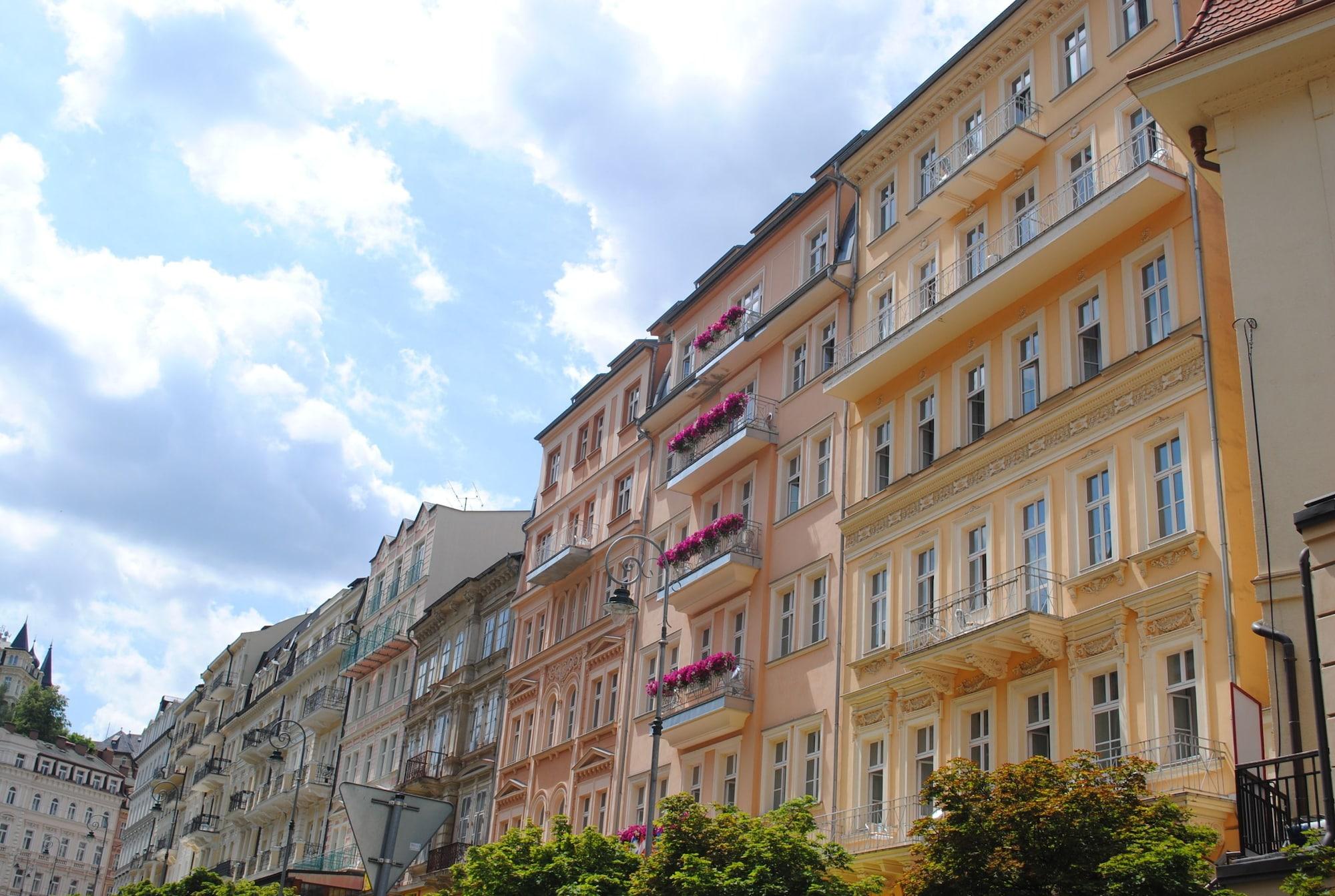 Hotel Venus Karlovy Vary Exterior foto