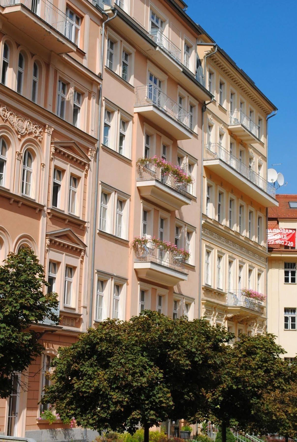 Hotel Venus Karlovy Vary Exterior foto
